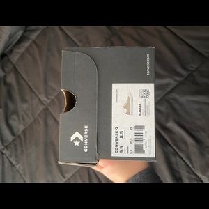 Classic low top converse